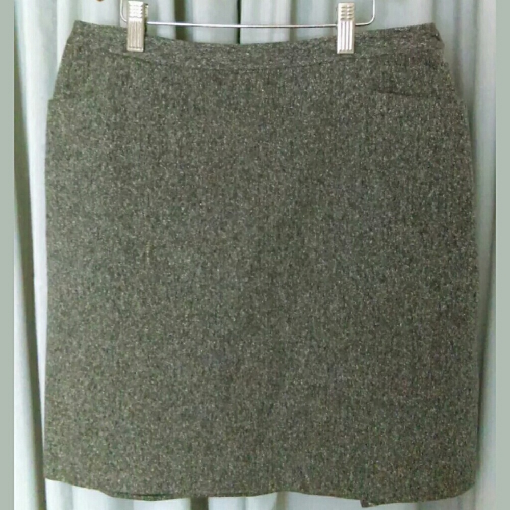 Ann Taylor Sz 8 Wool Silk Blend Gray Skirt Lined - Picture 1 of 5